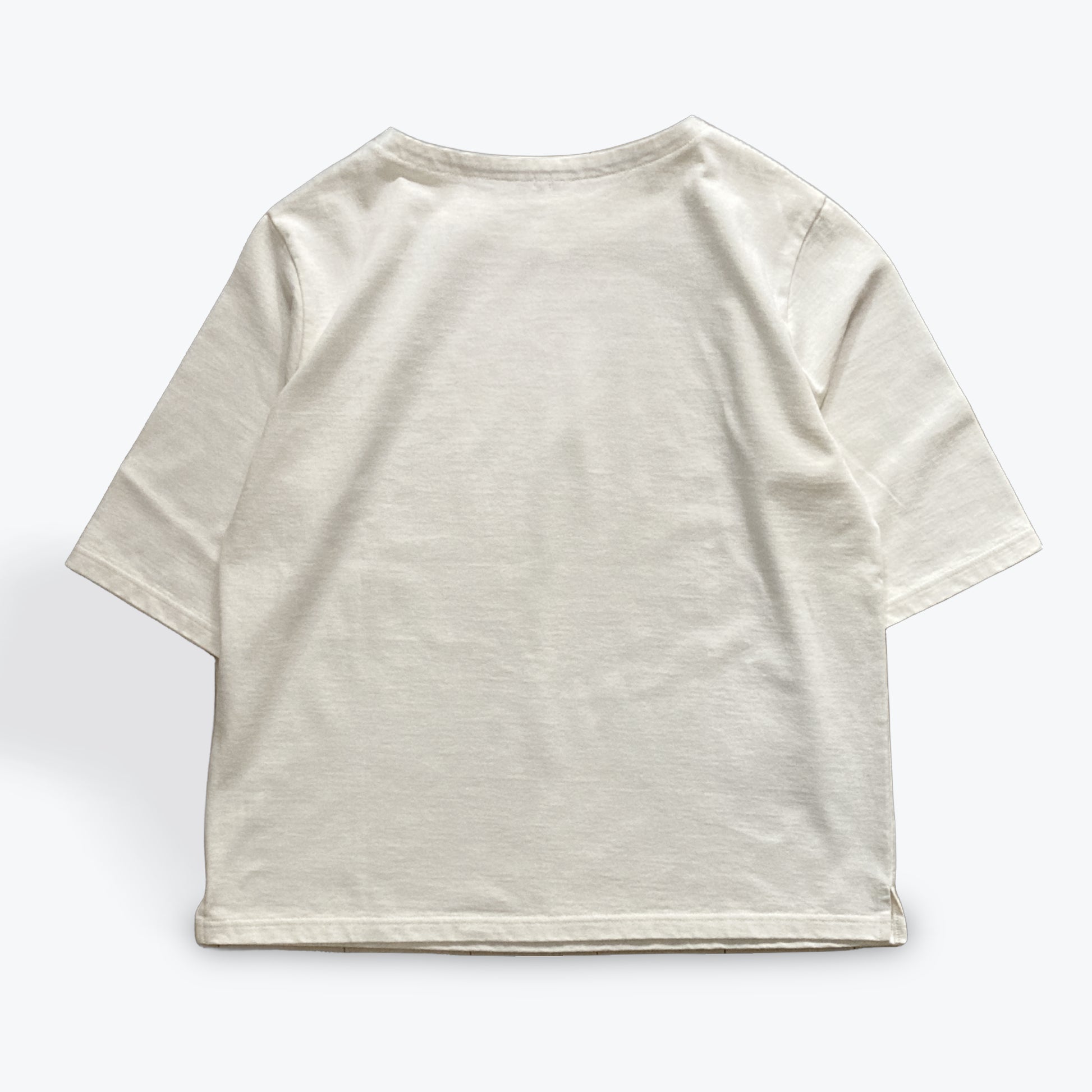 cleaveland   <br>   ”Out of everywhere”   <br> C/pullover Half sleeve Off white