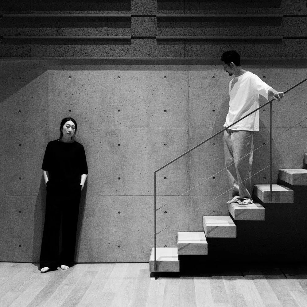 cleaveland    <br>  ”Out of everywhere”   <br> C/pullover Half sleeve Black