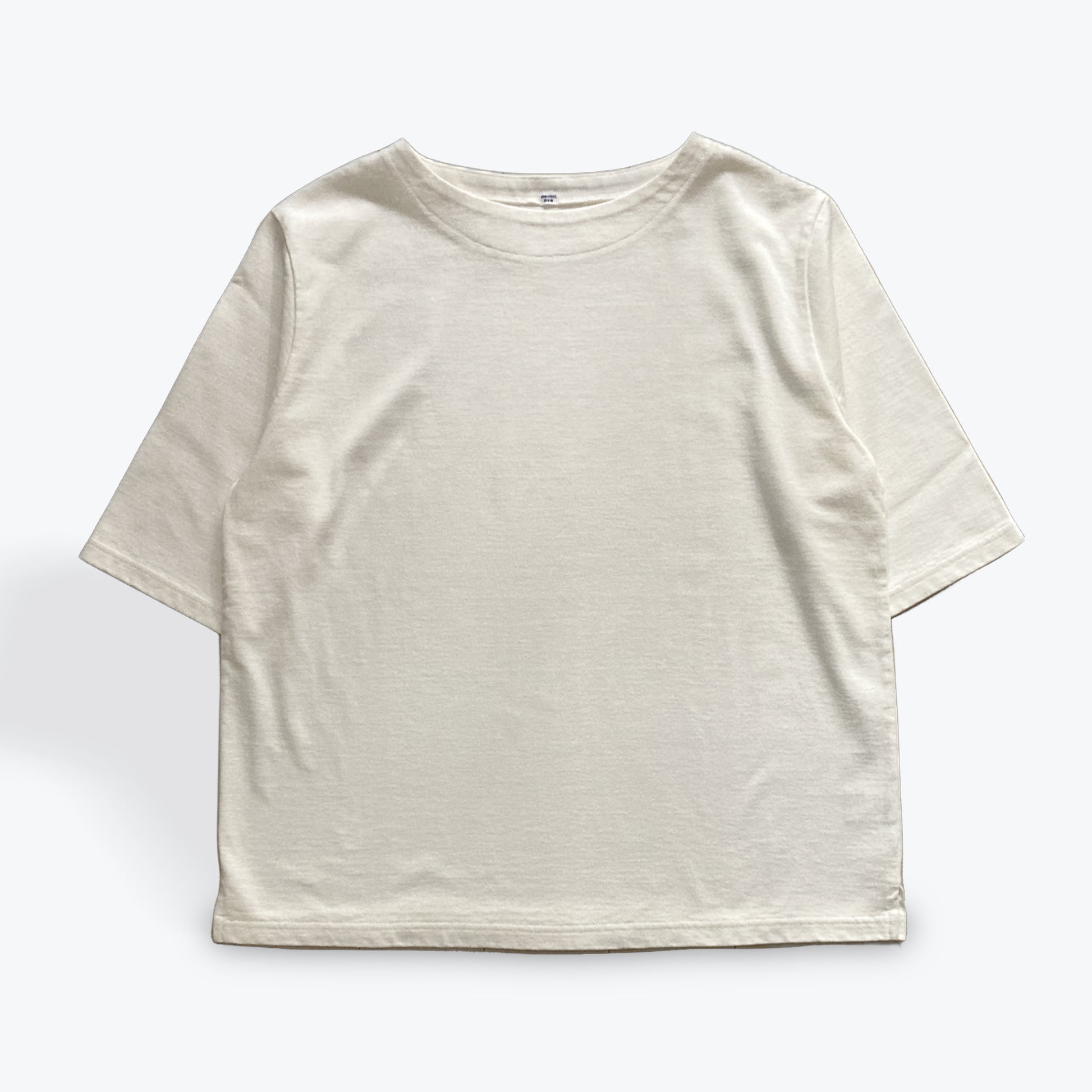 cleaveland   <br>   ”Out of everywhere”   <br> C/pullover Half sleeve Off white