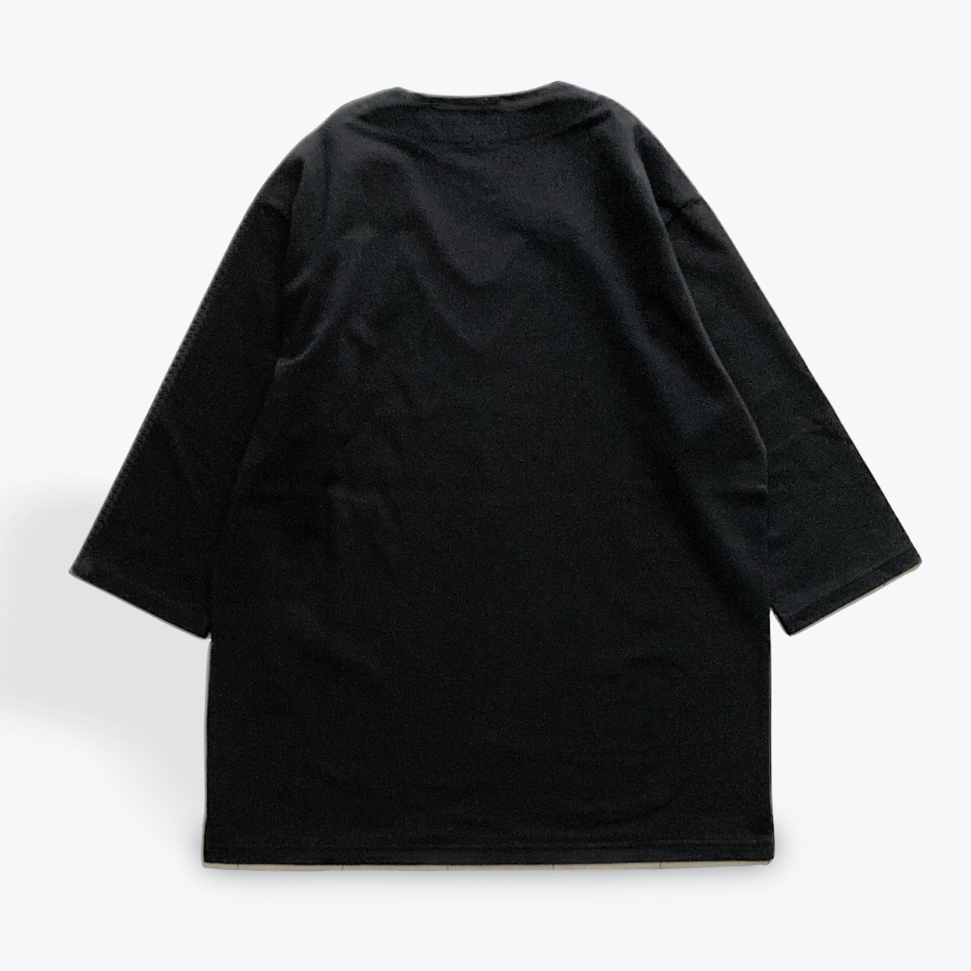 cleaveland   <br>   ”Out of everywhere”    <br> V/pullover 3/4sleeve Black